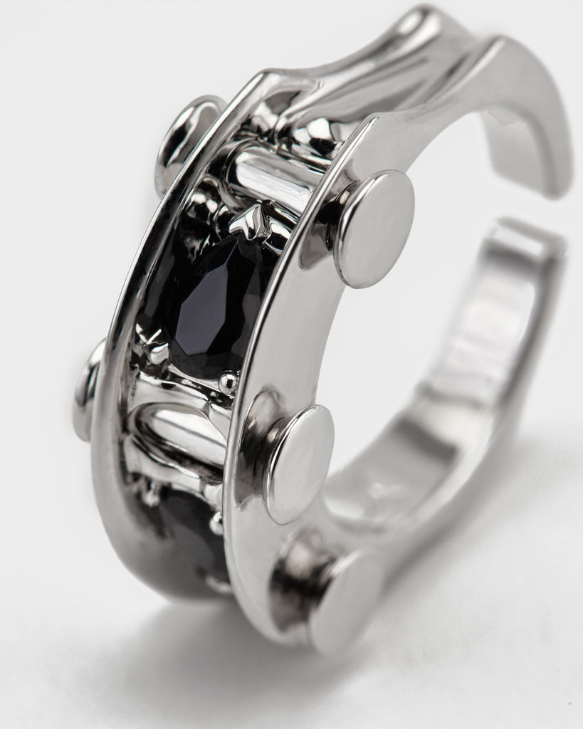 oval rings, round rings, square rings