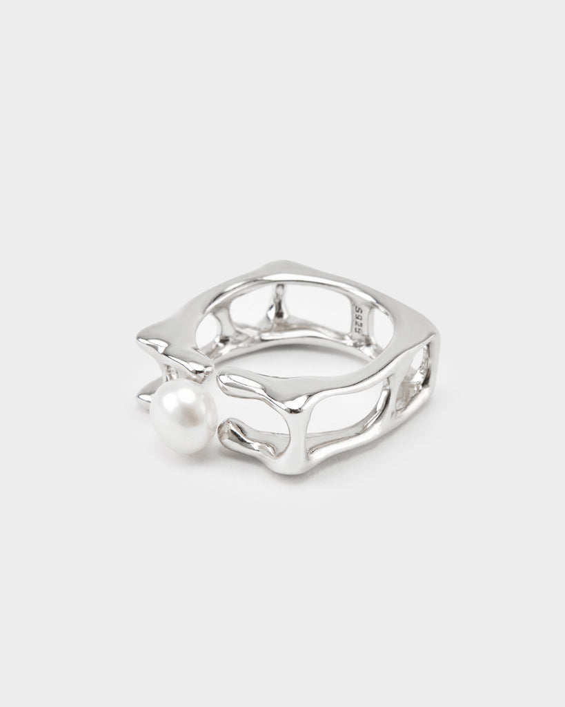 eco-friendly white gold ring, sustainable white gold ring, recycled white gold ring
