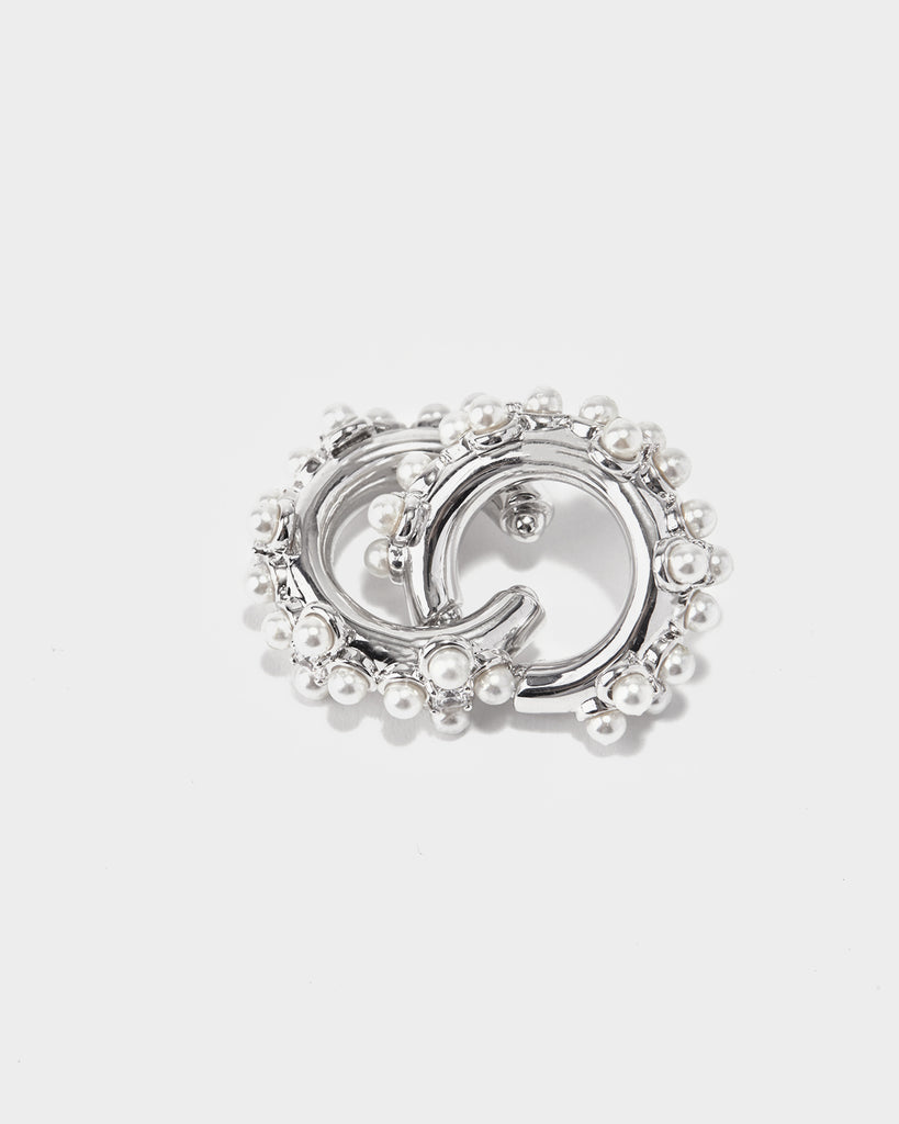 lightweight earrings, comfortable earrings, hypoallergenic earrings